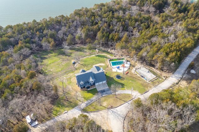 237 Peach Tree Drive, Cape Fair, MO 65624