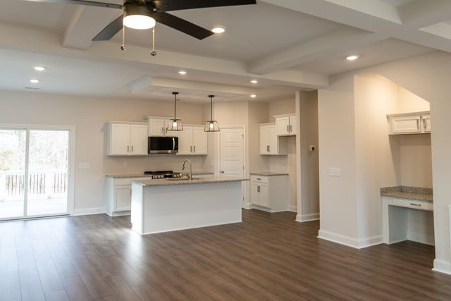 1585 Hidden Creek Trail, Clarksville, TN 37043