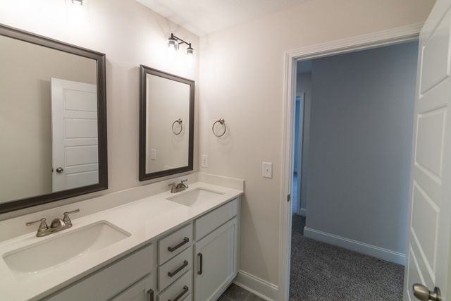 1585 Hidden Creek Trail, Clarksville, TN 37043