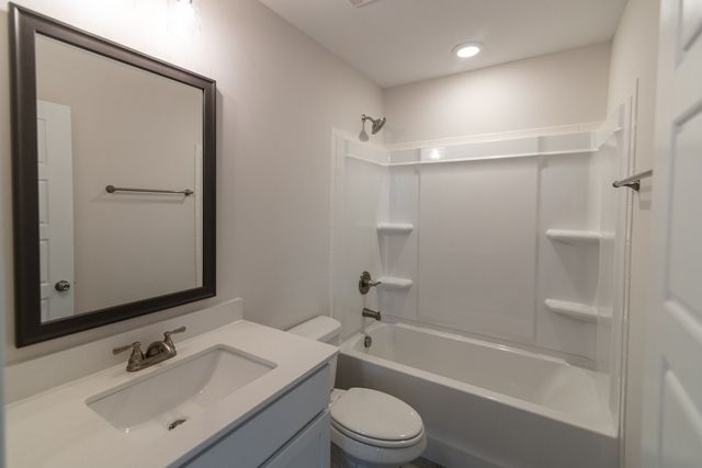 1585 Hidden Creek Trail, Clarksville, TN 37043