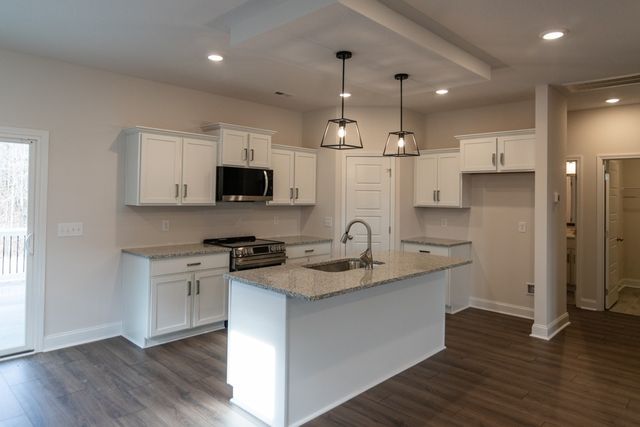 1585 Hidden Creek Trail, Clarksville, TN 37043