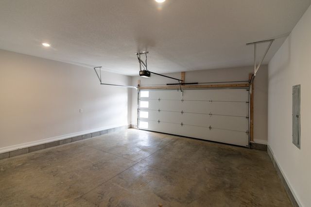 1585 Hidden Creek Trail, Clarksville, TN 37043