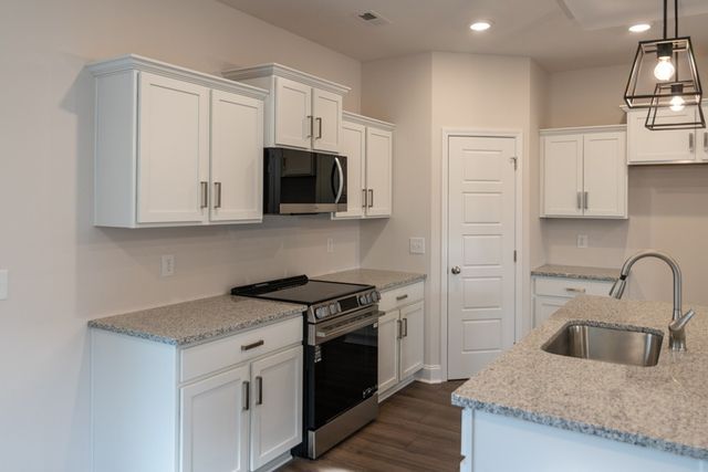 1585 Hidden Creek Trail, Clarksville, TN 37043