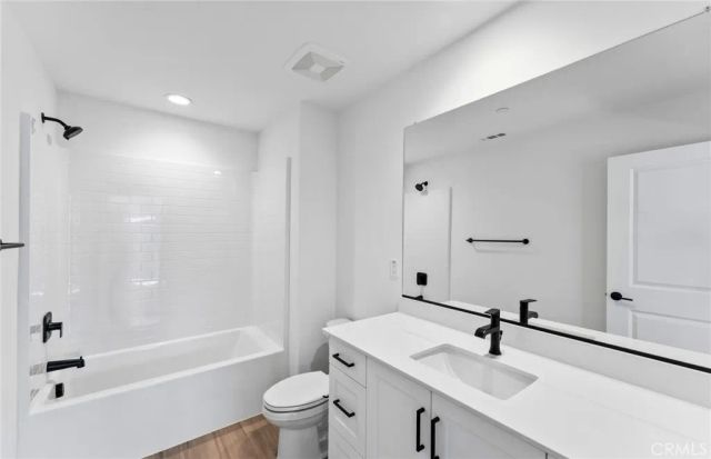 4246 East Flutter Privado, Ontario, CA 91761