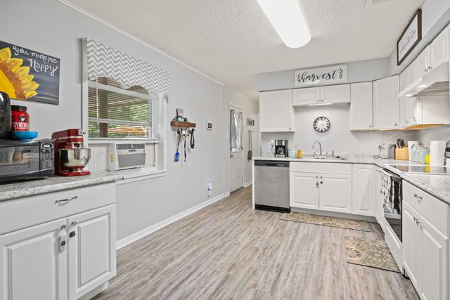 112 Priscilla Lane, Lone Star, TX 75668
