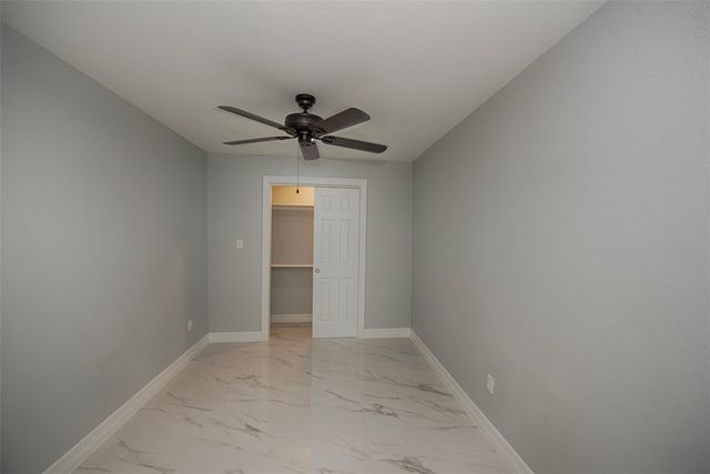 13235 Rampchester Lane, Houston, TX 77015