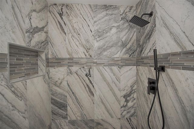 13235 Rampchester Lane, Houston, TX 77015