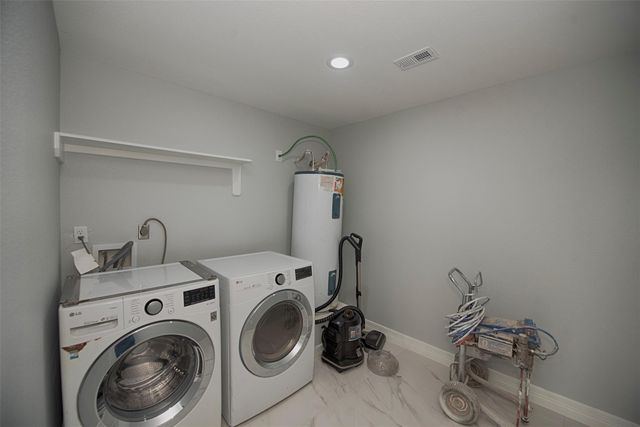 13235 Rampchester Lane, Houston, TX 77015