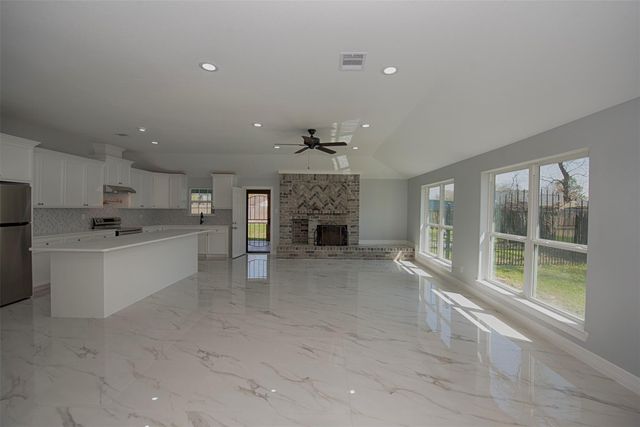 13235 Rampchester Lane, Houston, TX 77015