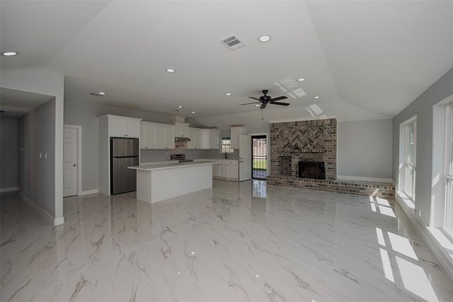 13235 Rampchester Lane, Houston, TX 77015