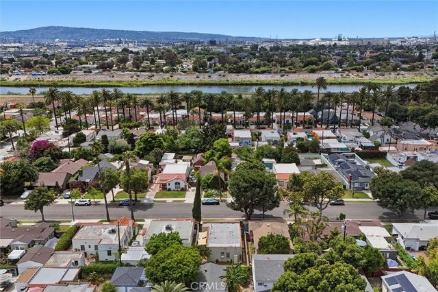 2048 Golden, Long Beach, CA 90806