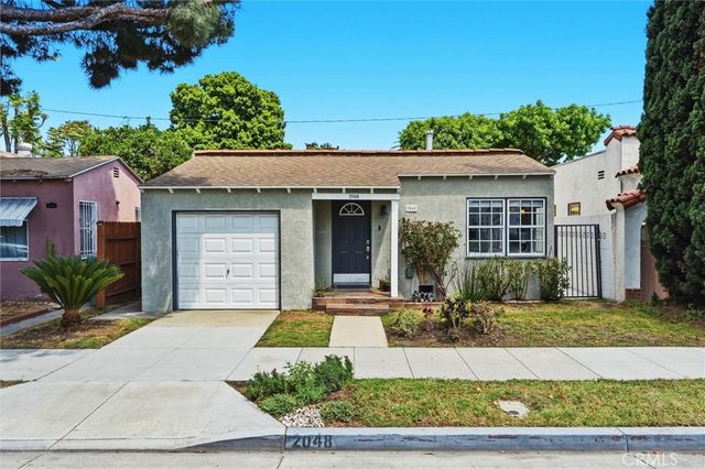 2048 Golden, Long Beach, CA 90806