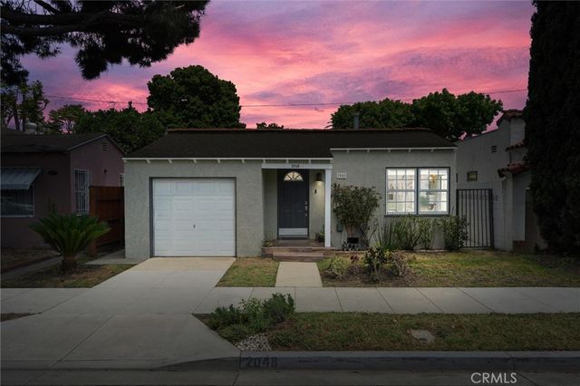 2048 Golden, Long Beach, CA 90806