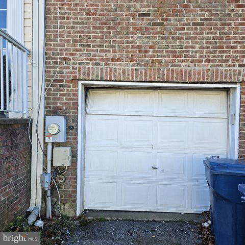 213 BELLWETHER CT, Newark, DE 19702