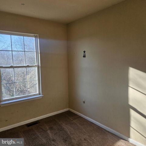 213 BELLWETHER CT, Newark, DE 19702