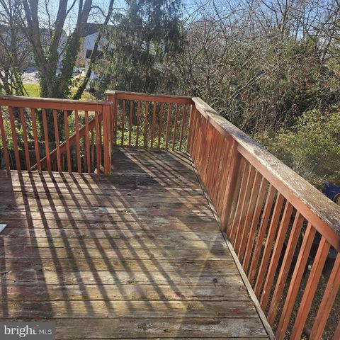 213 BELLWETHER CT, Newark, DE 19702