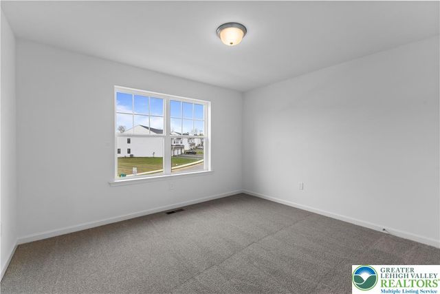 111 Timber Trail 53, Palmer Twp, PA 18045