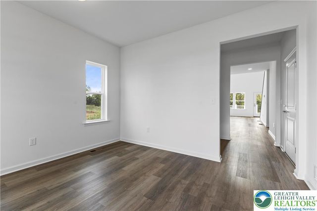 111 Timber Trail 53, Palmer Twp, PA 18045