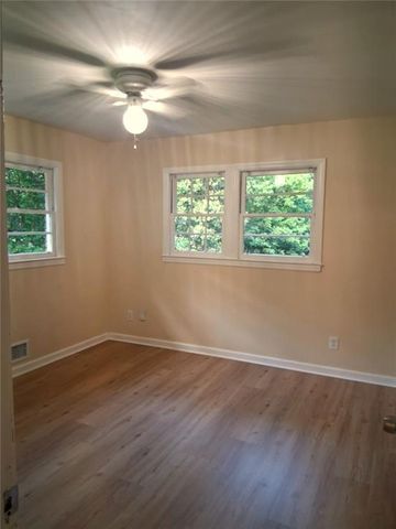 1915 Wee Kirk Road SE, Atlanta, GA 30316