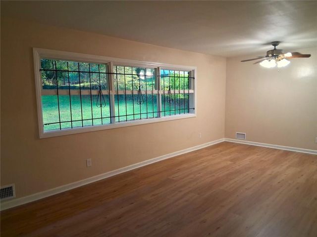 1915 Wee Kirk Road SE, Atlanta, GA 30316