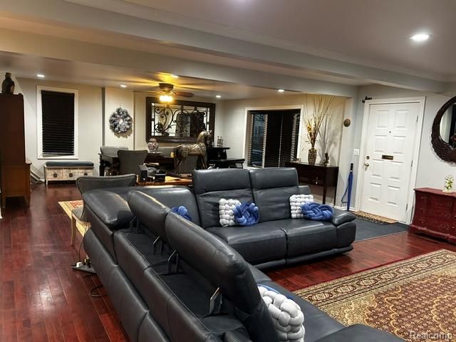 89 Muir Road, Grosse Pointe, MI 48236