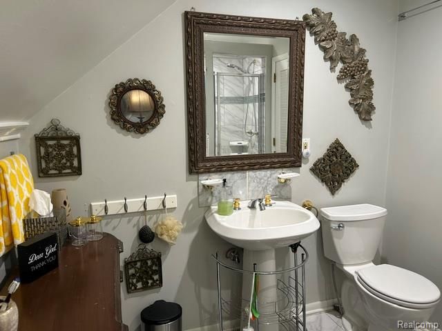89 Muir Road, Grosse Pointe, MI 48236