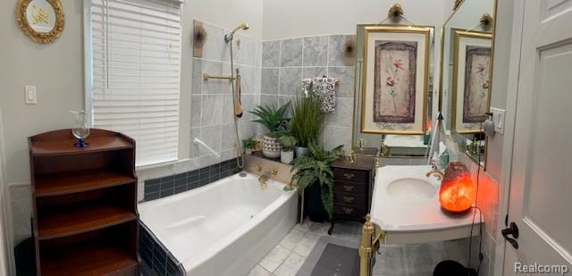 89 Muir Road, Grosse Pointe, MI 48236