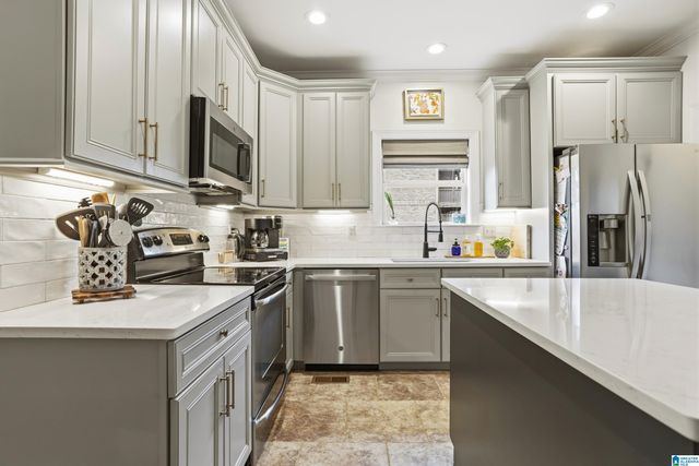 132 LAKELAND RIDGE, Chelsea, AL 35043