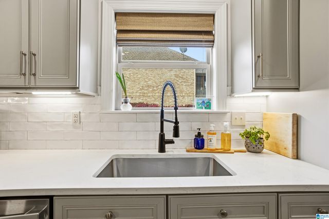 132 LAKELAND RIDGE, Chelsea, AL 35043