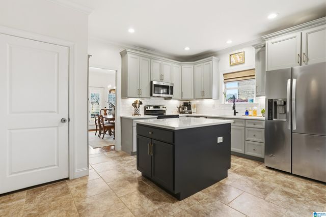 132 LAKELAND RIDGE, Chelsea, AL 35043