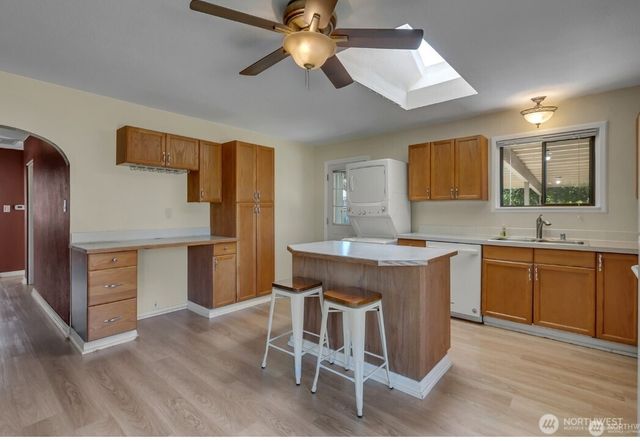 624 9th Avenue SW, Puyallup, WA 98371