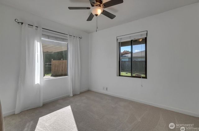 624 9th Avenue SW, Puyallup, WA 98371