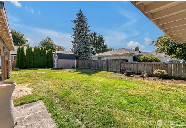 624 9th Avenue SW, Puyallup, WA 98371
