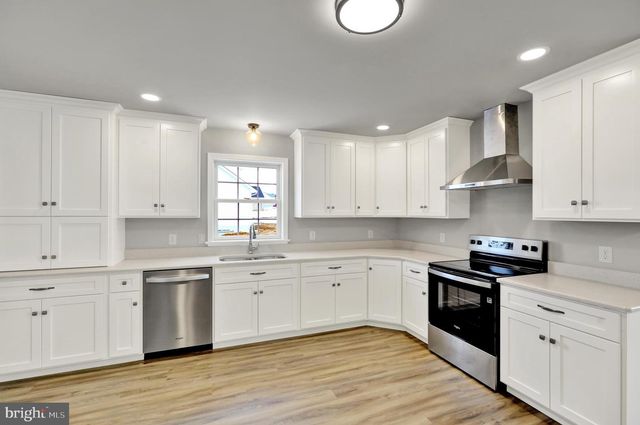 020 ROLLING MEADOW ROAD, Lebanon, PA 17046
