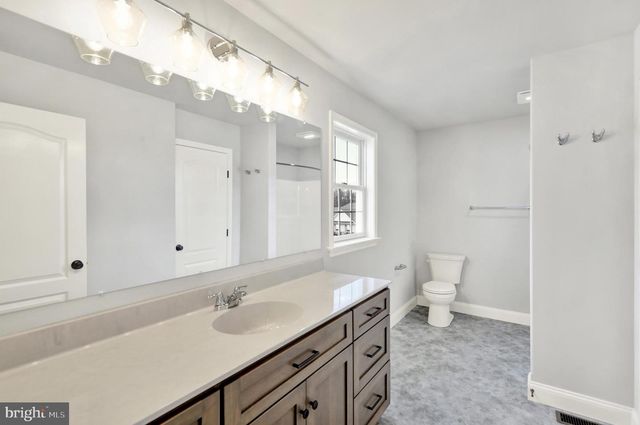 020 ROLLING MEADOW ROAD, Lebanon, PA 17046