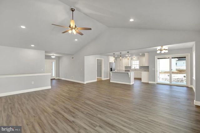 020 ROLLING MEADOW ROAD, Lebanon, PA 17046