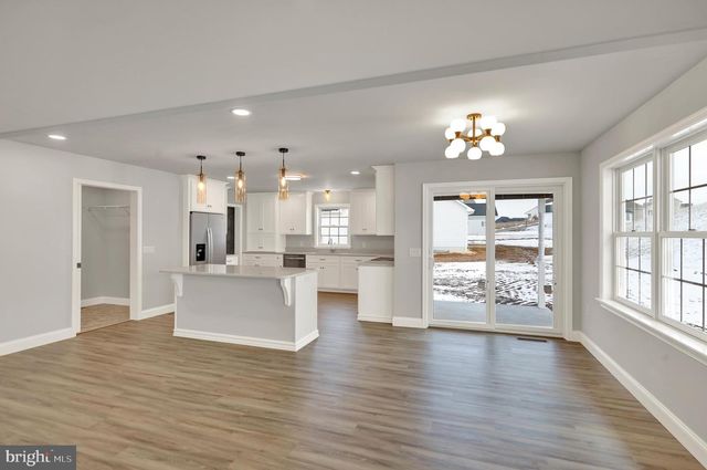 020 ROLLING MEADOW ROAD, Lebanon, PA 17046