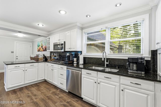 420 Wells Avenue, Oakhurst, NJ 07755