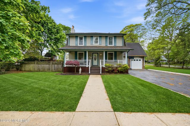 420 Wells Avenue, Oakhurst, NJ 07755