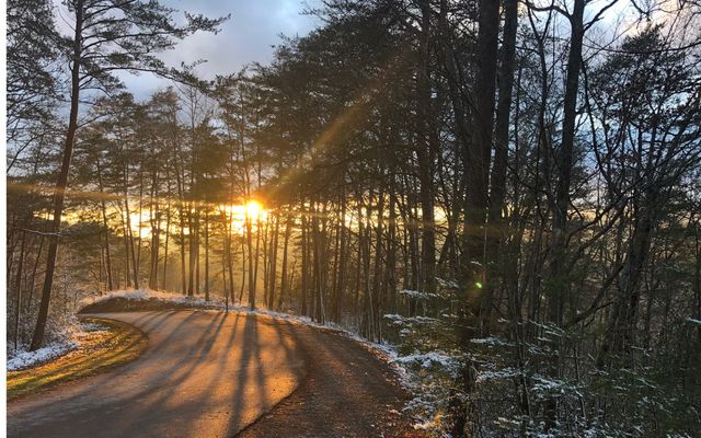 999 Blue Ridge Heights Drive, Blue Ridge, GA 30513