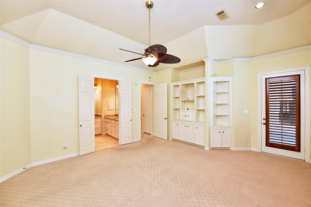 1710 Oyster Point Drive, Sugar Land, TX 77478