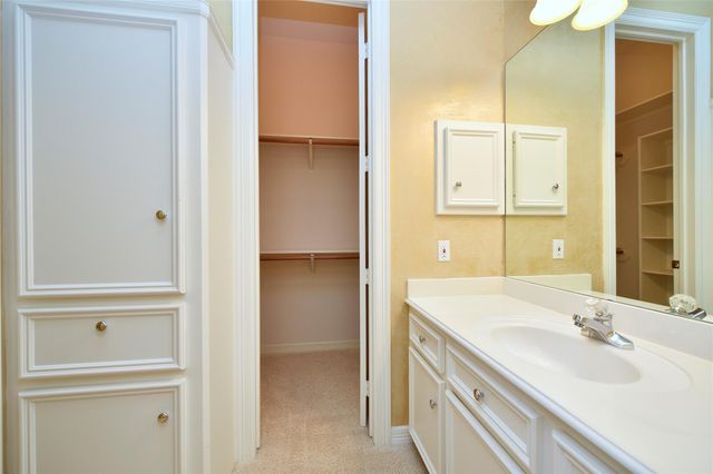 1710 Oyster Point Drive, Sugar Land, TX 77478