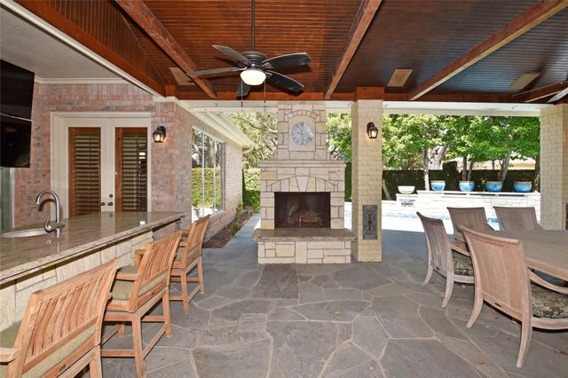 1710 Oyster Point Drive, Sugar Land, TX 77478