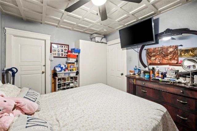 818 W 65th, Los Angeles, CA 90044