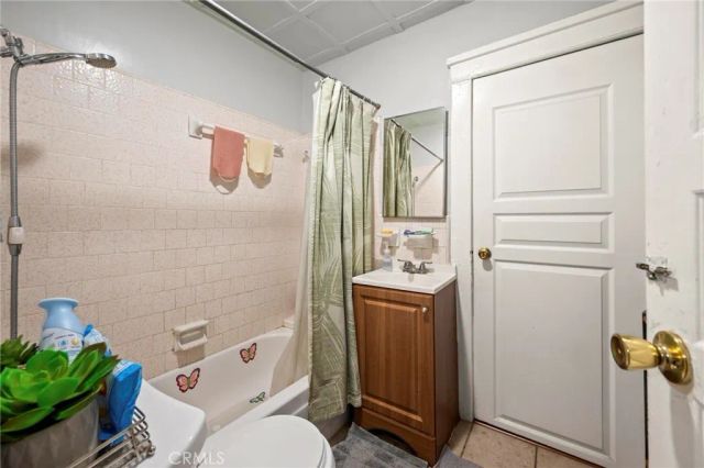 818 W 65th, Los Angeles, CA 90044