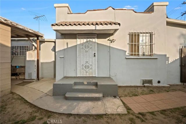 818 W 65th, Los Angeles, CA 90044