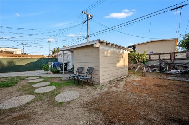 818 W 65th, Los Angeles, CA 90044