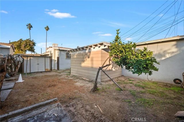 818 W 65th, Los Angeles, CA 90044