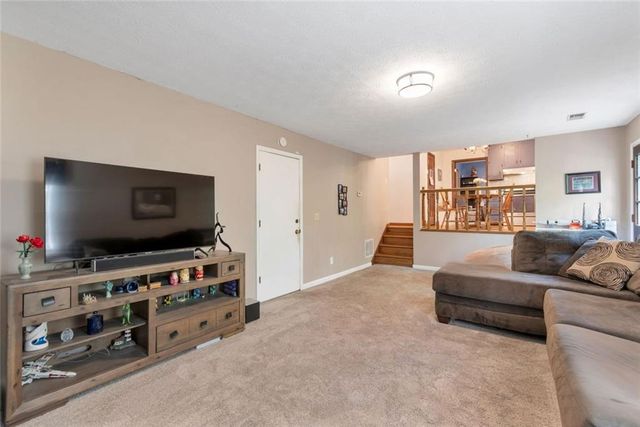 111 Omega Drive, Lawrenceville, GA 30044
