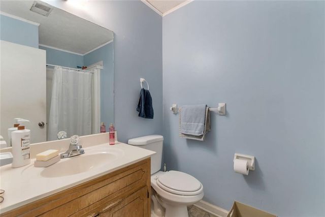 111 Omega Drive, Lawrenceville, GA 30044